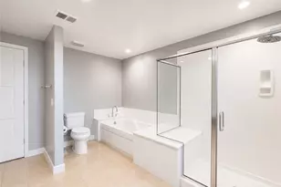 14412 Killion St, Sherman Oaks, CA 91401 - Photo 16
