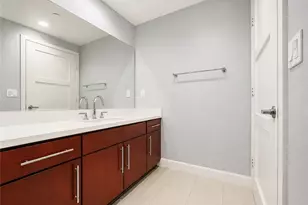 14412 Killion St, Sherman Oaks, CA 91401 - Photo 24