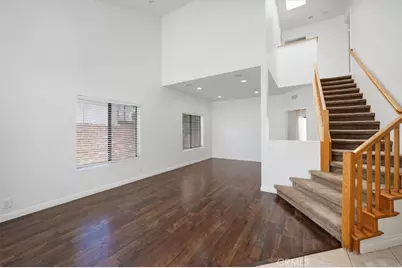 15247 Monroe Avenue, Moorpark, CA 93021 - Photo 4