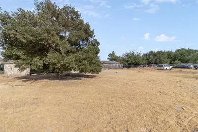40245 176th, Lake Los Angeles, CA 93591 - Photo 22