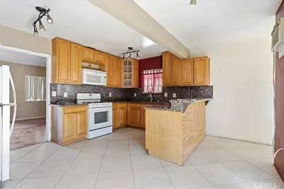 32857 Avenue E, Yucaipa, CA 92399 - Photo 10