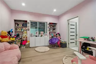 4432 Melbourne Ave, Los Angeles, CA 90027 - Photo 22