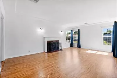 15235 La Maida, Sherman Oaks, CA 91403 - Photo 2