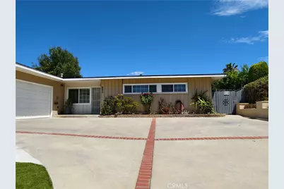 660 S Bradshawe Avenue, Monterey Park, CA 91754 - Photo 2