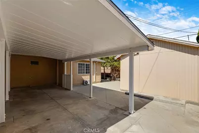 8012 Hesperia, Reseda, CA 91335 - Photo 18