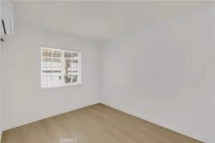 8012 Hesperia, Reseda, CA 91335 - Photo 12