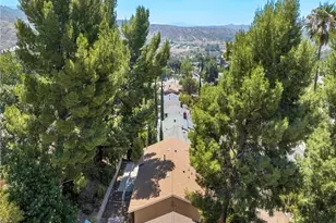 13724 Linfield, Sylmar, CA 91342 - Photo 40