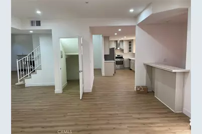 9400 Aqueduct Avenue, North Hills, CA 91343 - Photo 16