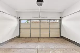 15340 Lassen, Los Angeles, CA 91345 - Photo 32