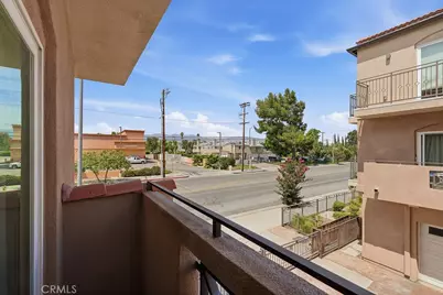 15340 Lassen, Los Angeles, CA 91345 - Photo 24