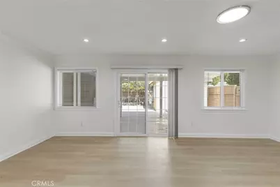 8012 Hesperia, Reseda, CA 91335 - Photo 18