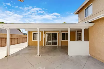 8012 Hesperia, Reseda, CA 91335 - Photo 20