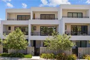 958 Cameron Center, Palm Springs, CA 92264 - Photo 1