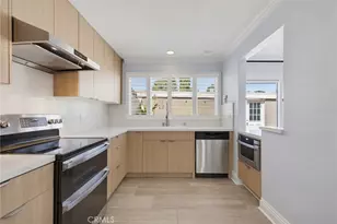 18134 Killion St, Tarzana, CA 91356 - Photo 10