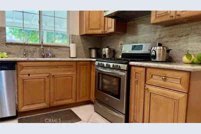 9621 Jumilla, Chatsworth, CA 91311 - Photo 18