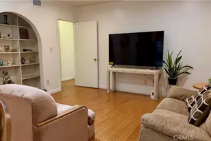 9621 Jumilla, Chatsworth, CA 91311 - Photo 12