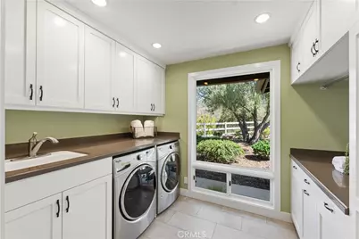 196 Colt Lane, Thousand Oaks, CA 91361 - Photo 18