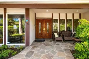 19245 Berclair, Tarzana, CA 91356 - Photo 2