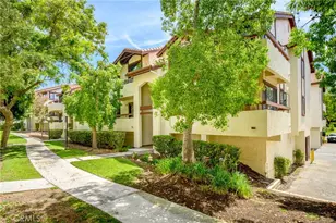 27907 Tyler, Canyon Country, CA 91387 - Photo 2
