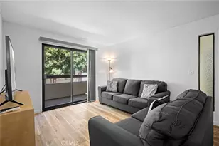 27907 Tyler, Canyon Country, CA 91387 - Photo 8