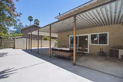 22719 Bassett Street, West Hills, CA 91307 - Photo 46
