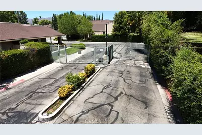 22719 Bassett Street, West Hills, CA 91307 - Photo 50