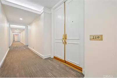 1131 Alta Loma, West Hollywood, CA 90069 - Photo 2
