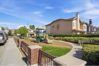 2449 Aurora, Simi Valley, CA 93063 - Photo 18