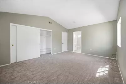 14380 Foothill Blvd #1, Los Angeles, CA 91342 - Photo 6
