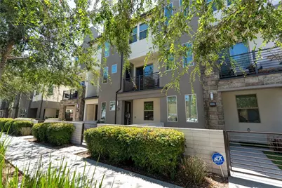 19547 Cardigan, Northridge, CA 91324 - Photo 2