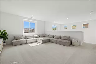 28683 Windbreak, Saugus, CA 91350 - Photo 16