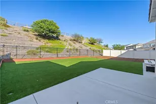 28683 Windbreak, Saugus, CA 91350 - Photo 30