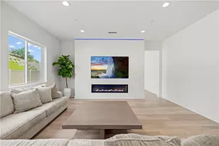 28683 Windbreak, Saugus, CA 91350 - Photo 10