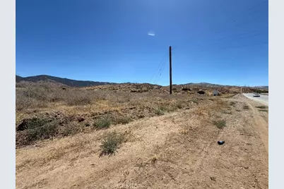 1600 Gazelle, Palmdale, CA 93551 - Photo 2