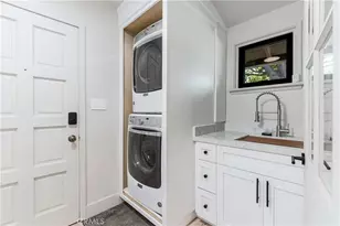 5950 Winnetka, Woodland Hills, CA 91367 - Photo 38