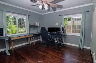 21209 Dumetz Rd, Woodland Hills, CA 91364 - Photo 36