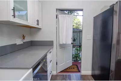 21209 Dumetz Road, Woodland Hills, CA 91364 - Photo 12