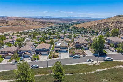 32628 Ridge Top Lane, Castaic, CA 91384 - Photo 6