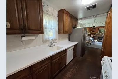7039 Hesperia, Reseda, CA 91335 - Photo 12