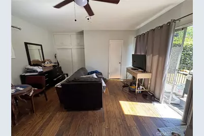 7039 Hesperia, Reseda, CA 91335 - Photo 42