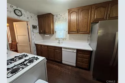 7039 Hesperia, Reseda, CA 91335 - Photo 14