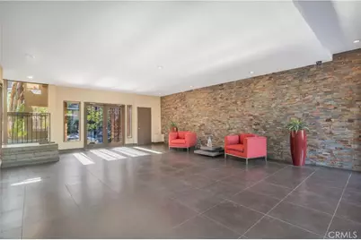 970 Palm Avenue #200, West Hollywood, CA 90069 - Photo 2