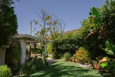 3060 Sioux Court, Simi Valley, CA 93063 - Photo 46