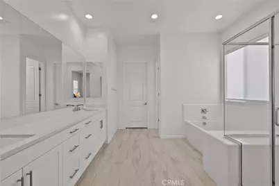 18725 Big Cedar Drive, Canyon Country, CA 91387 - Photo 16