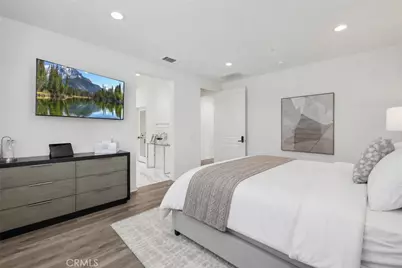 28588 Foothill, Saugus, CA 91350 - Photo 24