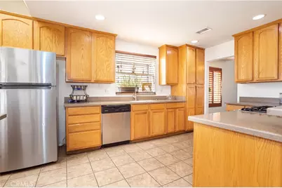 37422 Cambridge Lane, Palmdale, CA 93550 - Photo 8