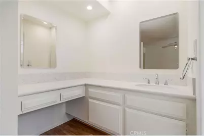 21901 Burbank Boulevard #218, Woodland Hills, CA 91367 - Photo 28