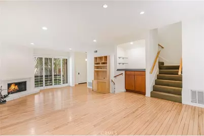 21901 Burbank Boulevard #218, Woodland Hills, CA 91367 - Photo 6