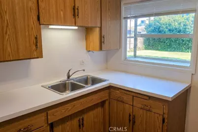 17634 Bromley Street, Encino, CA 91316 - Photo 8