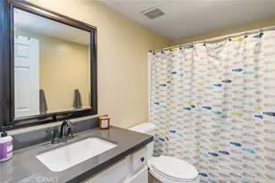 22914 Banyan Pl, Saugus, CA 91390 - Photo 16